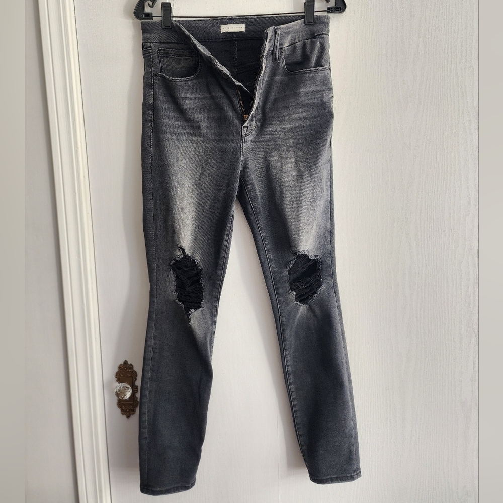 Good American Always Fits Distressed Skinny Jeans